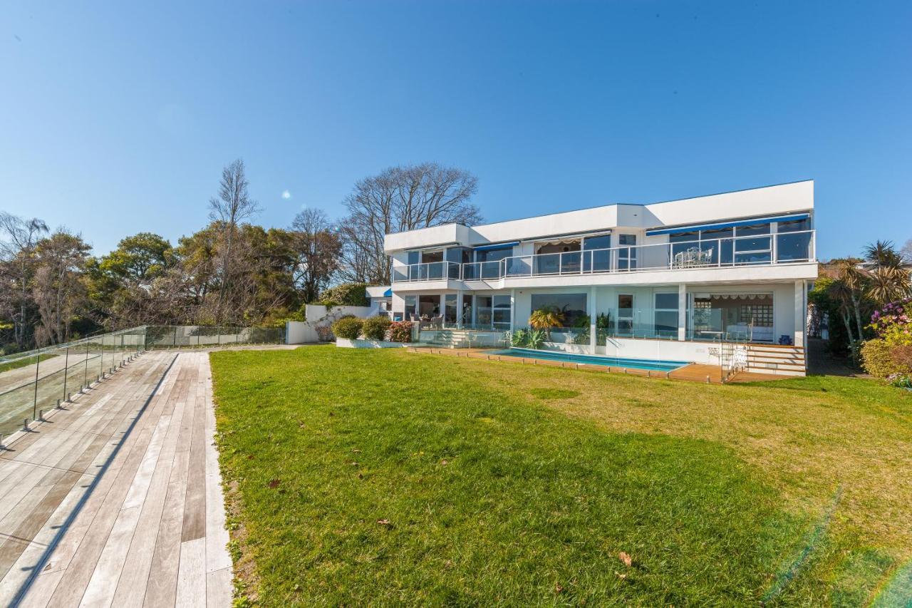 Spectacular Lakefront Home تاوبو المظهر الخارجي الصورة